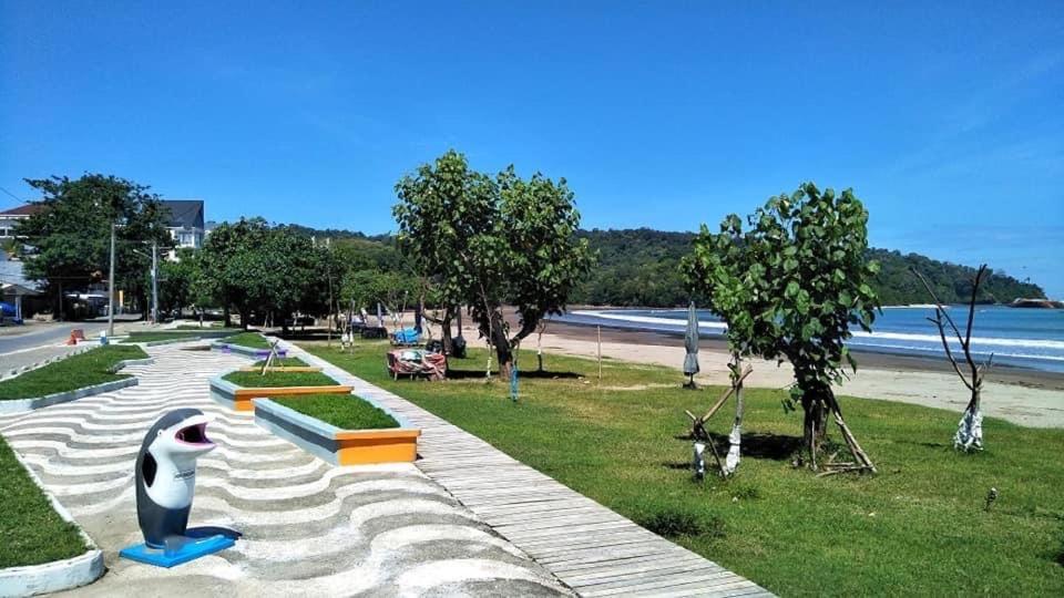 Hotel Ahlen Pangandaran Zewnętrze zdjęcie